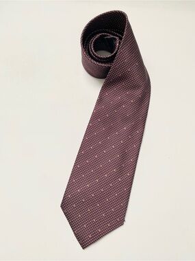 Tom Ford Plum Textured Silk Tie with Micro Dots